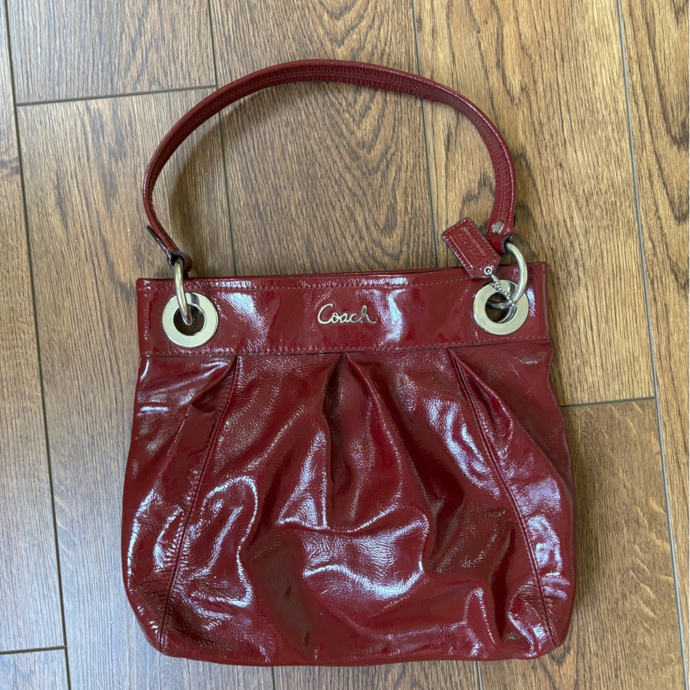 Authentic Vintage Coach burgundy shoulder bag with silver hardware coach